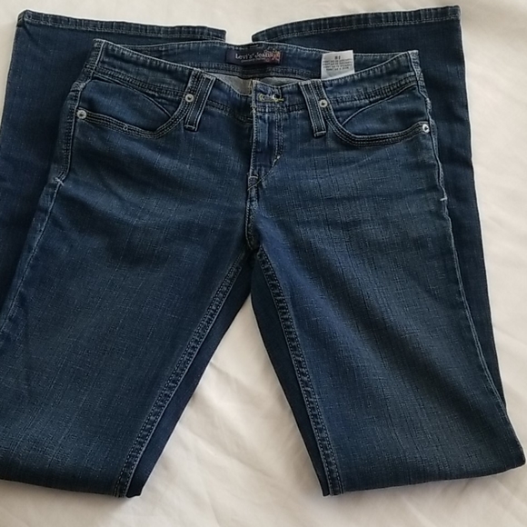 Levi's Denim Jeans - Picture 2 of 5